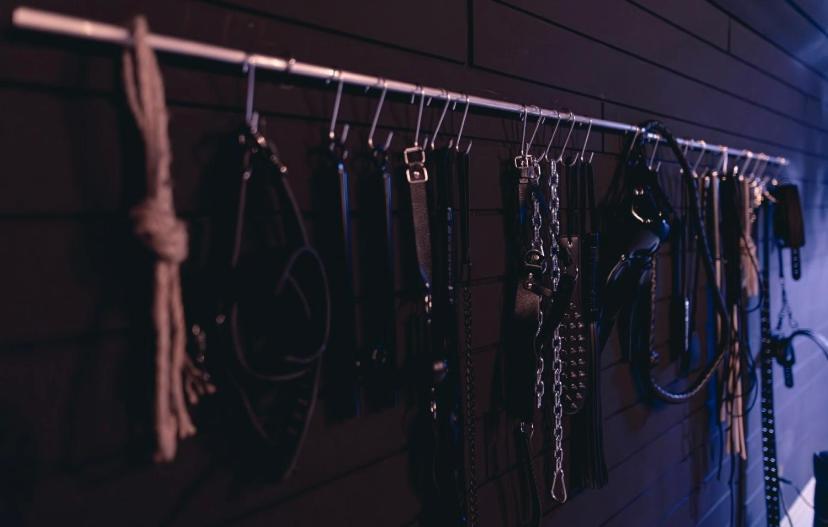 Erwachsenenhotel Bdsm Emotion Mit Privater Sauna * Vlotho